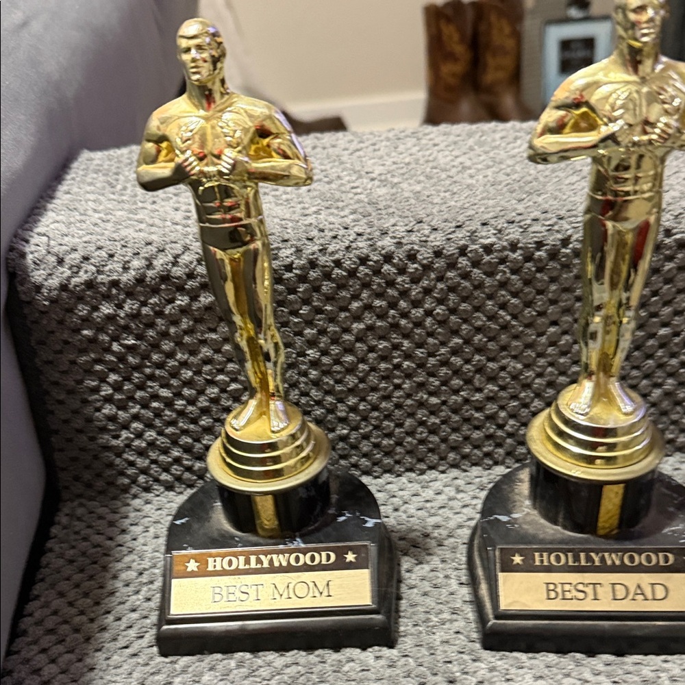 Hollywood Studios California 
Academy Awards Best Mom & Dad Award.